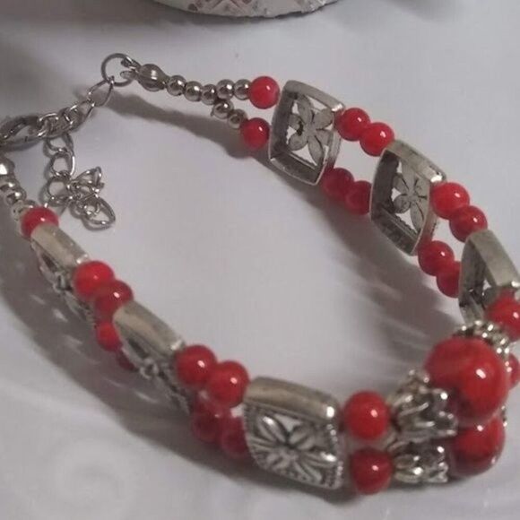 Vintage Inspired Boho Red Magnesite Bead Bracelet - Picture 8 of 8
